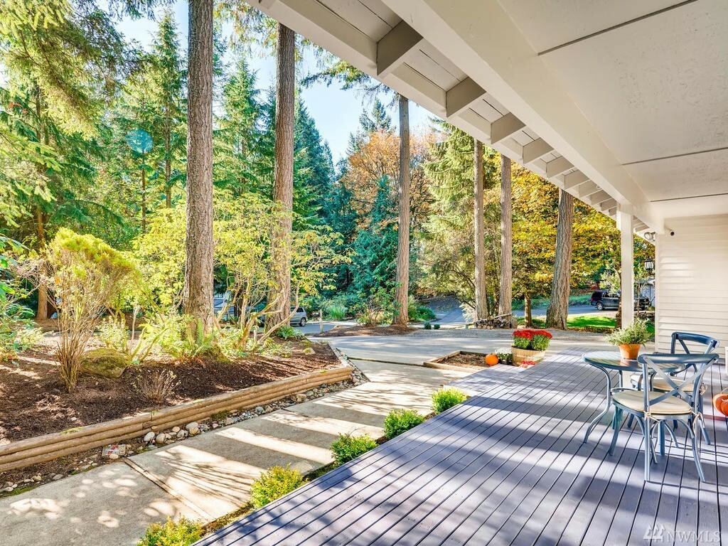 Property Photo:  14612 NE 169th St  WA 98072 