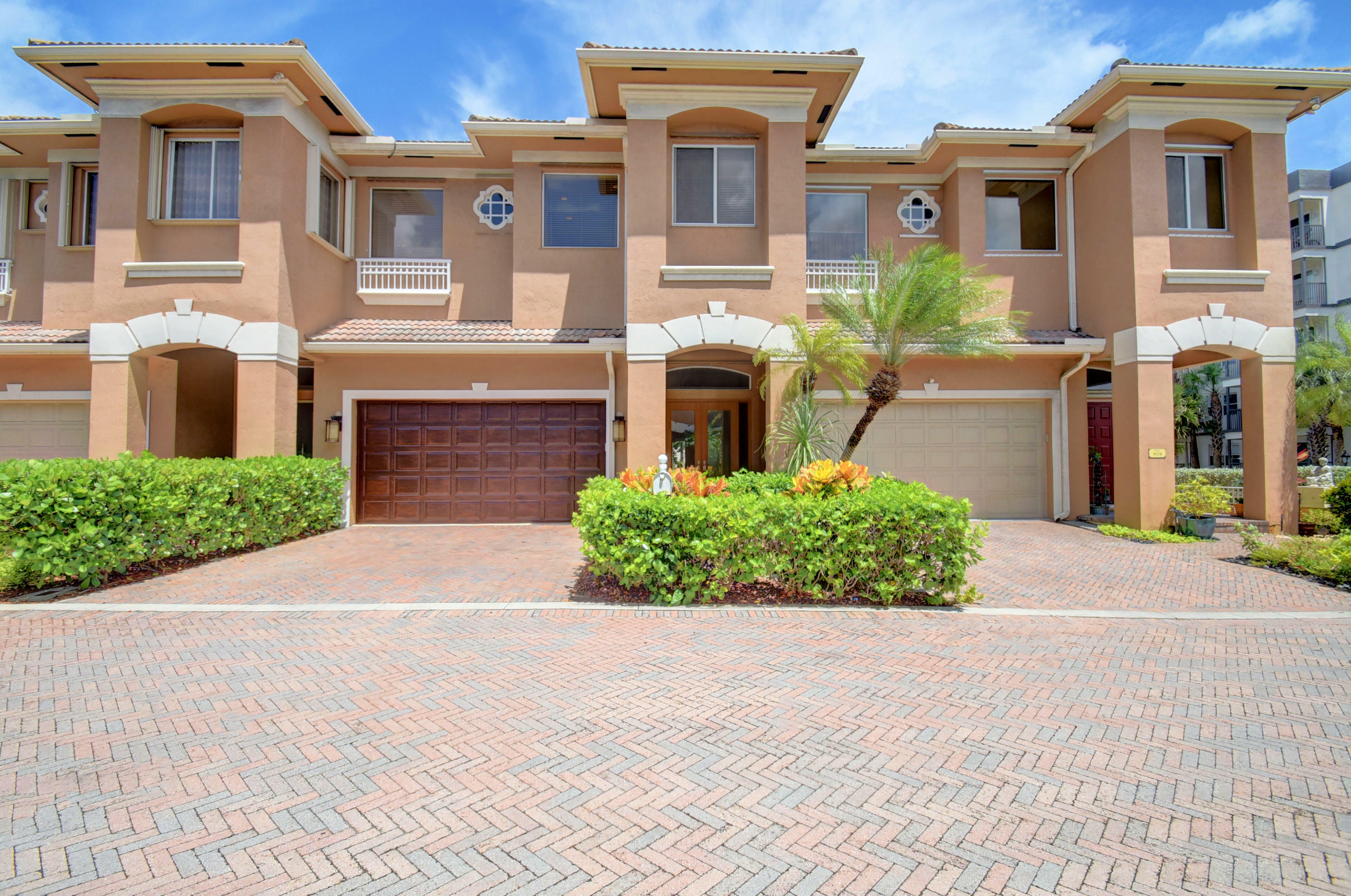 927 Sweetwater Lane  Boca Raton FL 33431 photo