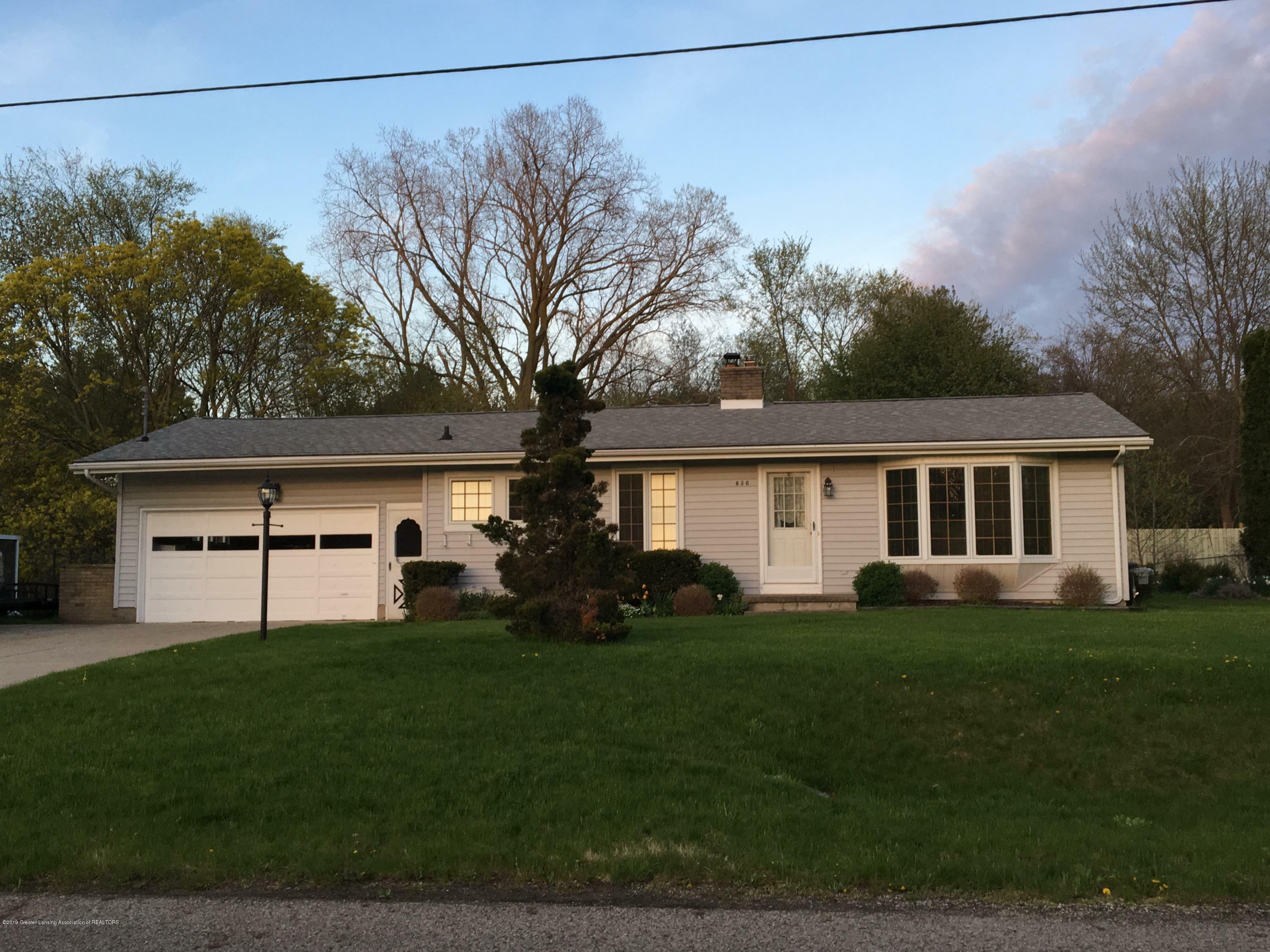 Property Photo:  836 E Thomas L Parkway  MI 48917 