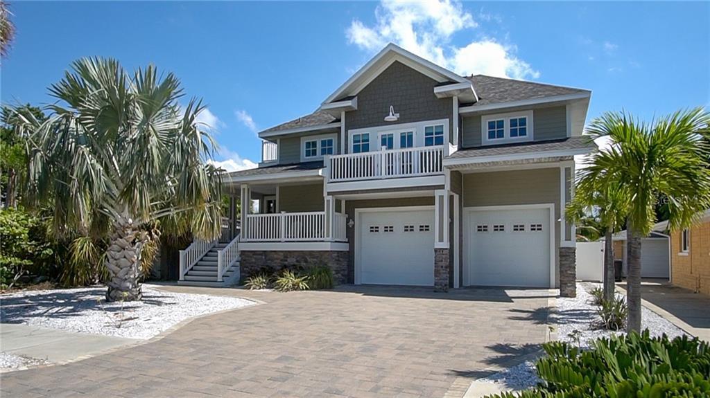 Property Photo: 929 Mandalay Avenue FL 33767