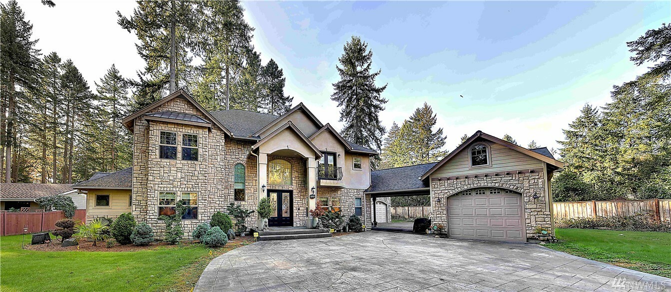 Property Photo:  12210 Gravelly Lake Dr SW  WA 98499 