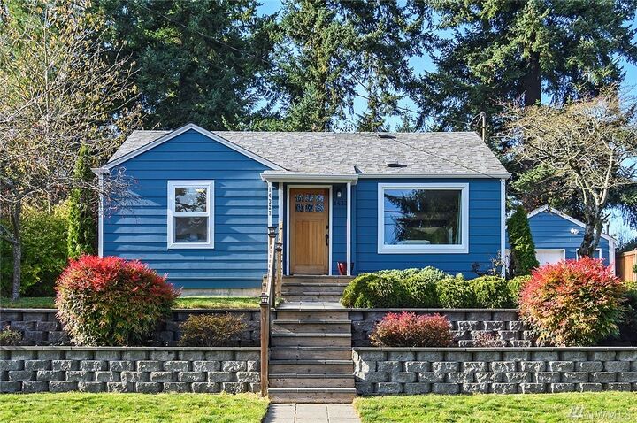 14327  24th Avenue NE  Seattle WA 98125 photo