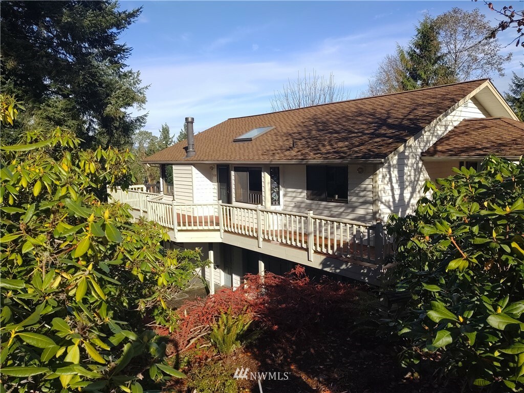 Property Photo:  550 E Twanoh Falls Drive  WA 98528 