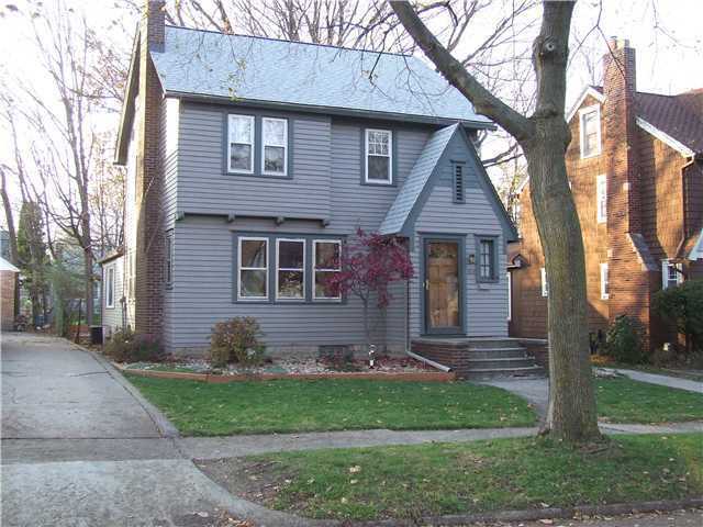 Property Photo:  1808 Clifton Avenue  MI 48910 