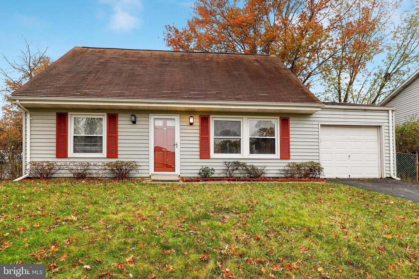 Property Photo:  1901 Stone Castle Drive  MD 21144 