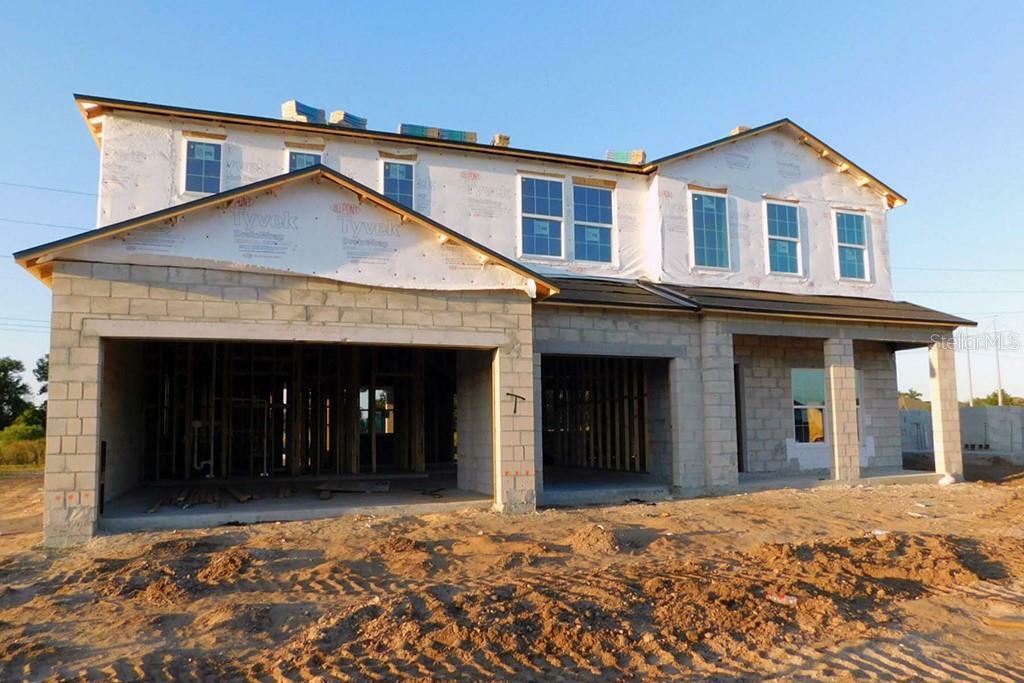 Property Photo: 11410 Acacia Grove Lane FL 33579