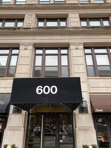 Property Photo:  600 South Dearborn Street 2004  IL 60605 