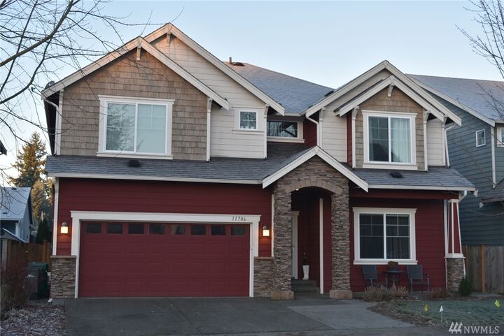 11706  56th Avenue NE  Marysville WA 98271 photo