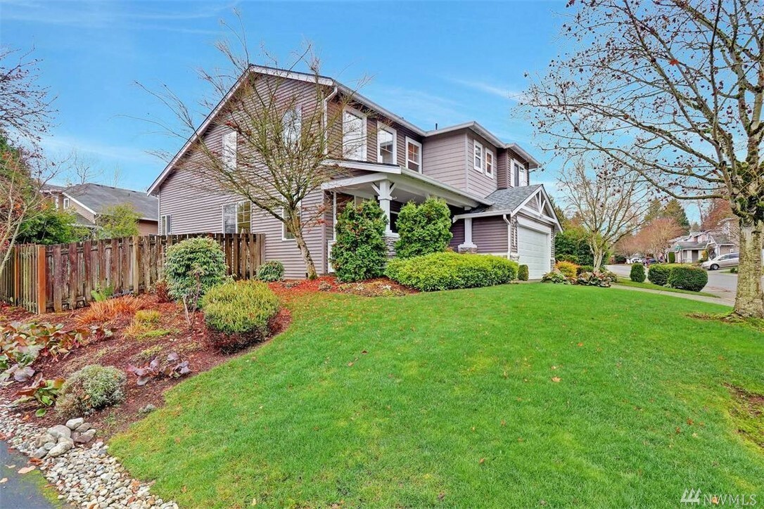 Property Photo:  12817 67th Ave SE  WA 98296 