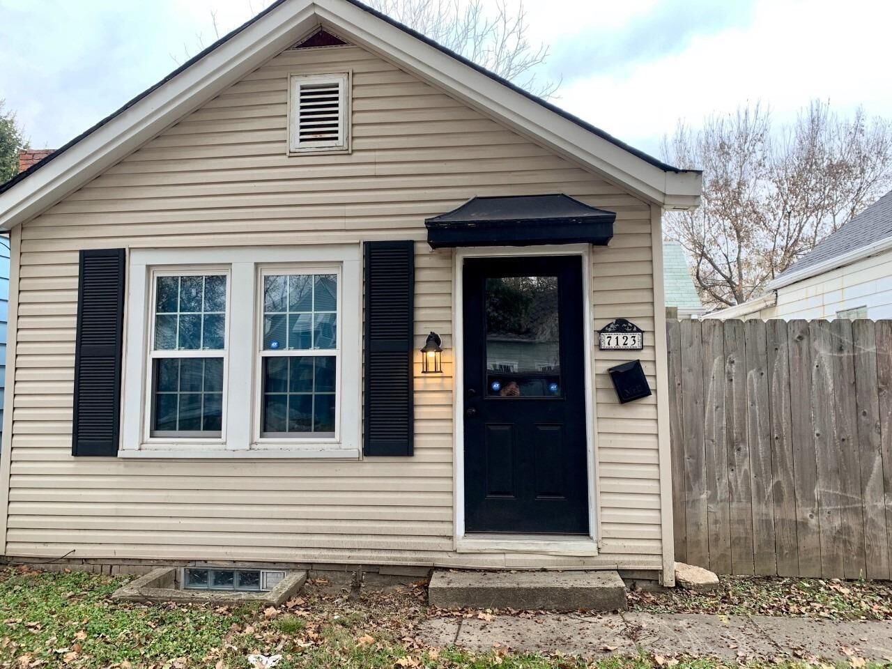 Property Photo:  7123 Fairpark Ave  OH 45216