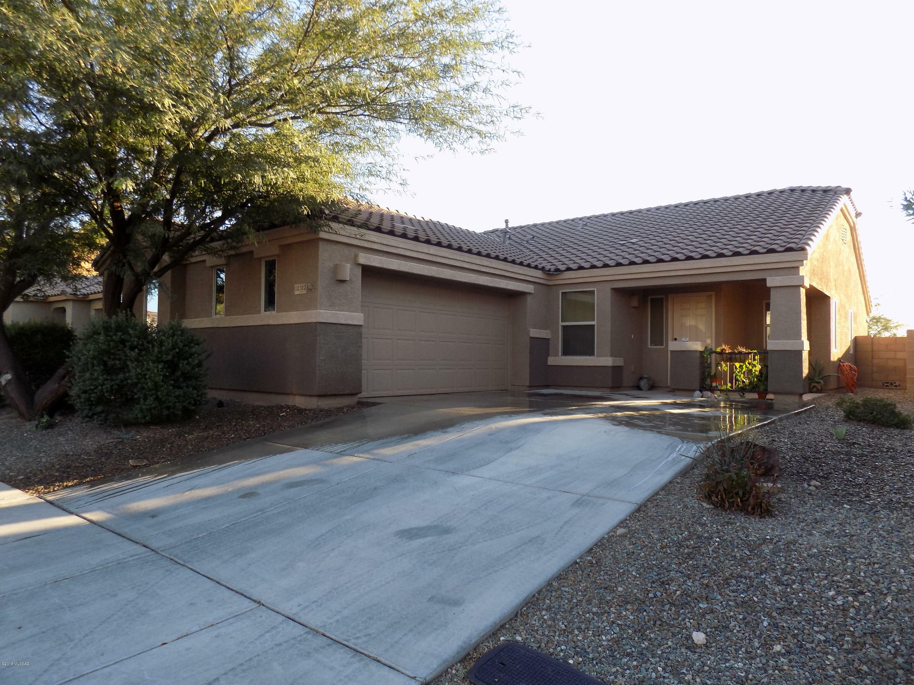 Property Photo:  12312 E Calle Riobamba  AZ 85641 