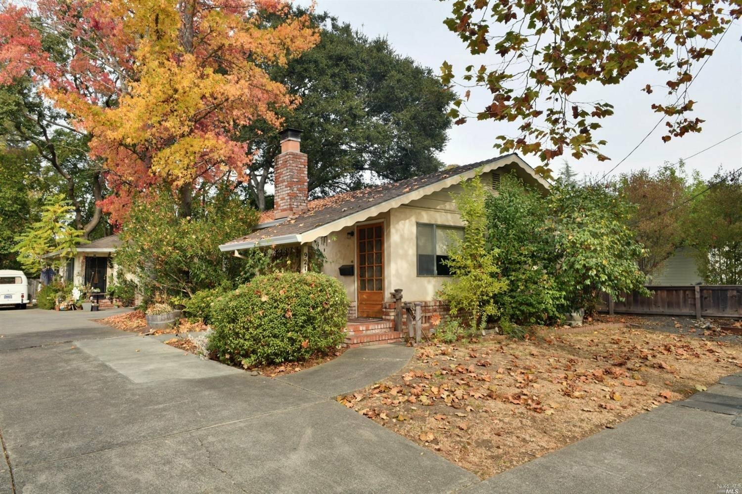 Property Photo:  921 923 Nason Street  CA 95404 