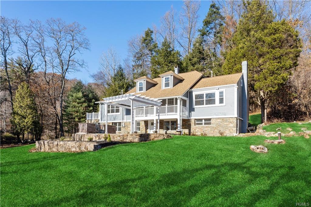 Property Photo:  435 South Mountain Road  NY 10956 