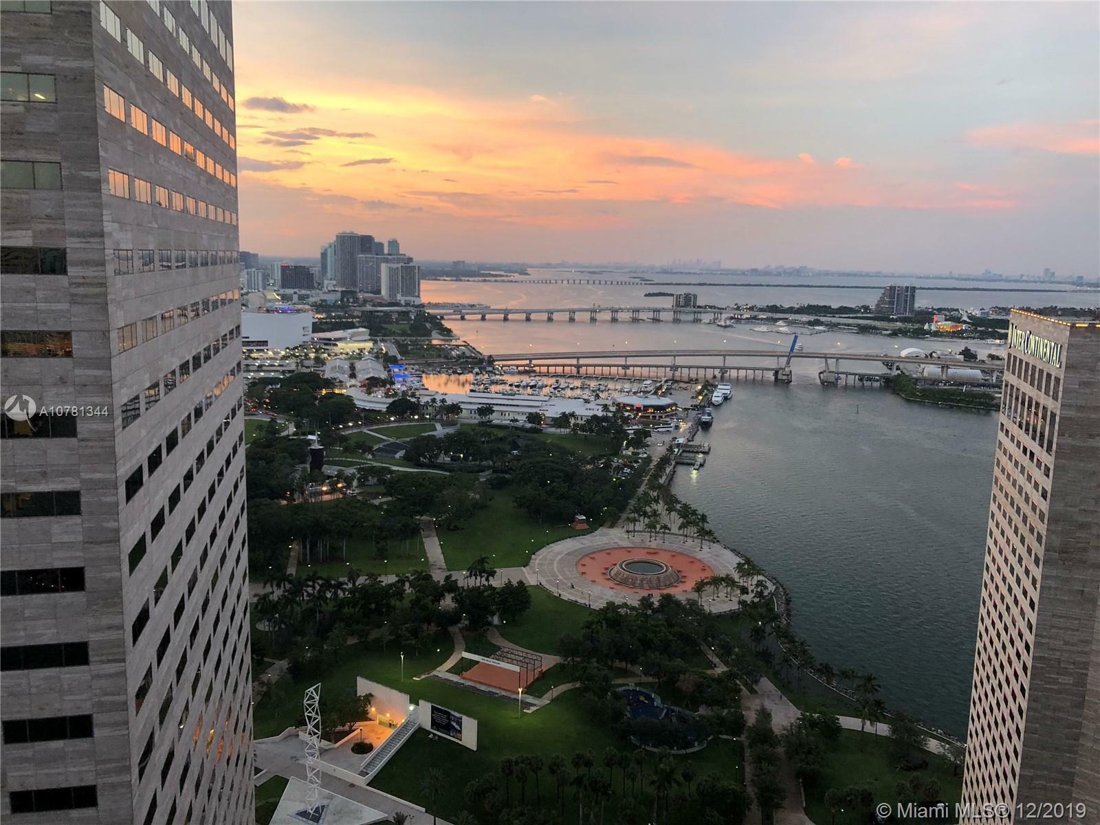 Property Photo:  325 S Biscayne Blvd 4114  FL 33131 