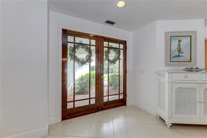 Property Photo:  1304 Golf View Drive  FL 33756 