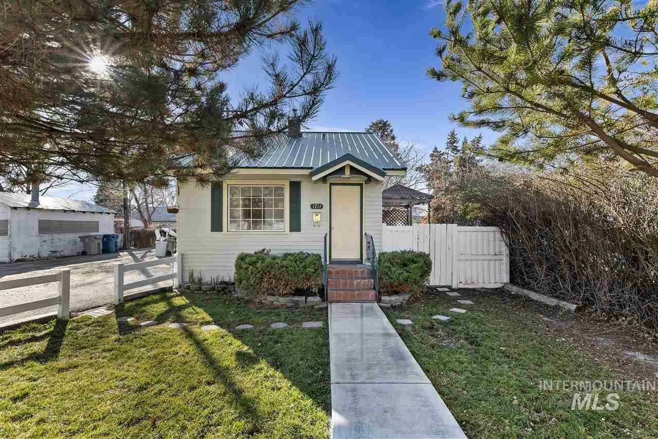 Property Photo:  1711 7th St. S.  ID 83651 