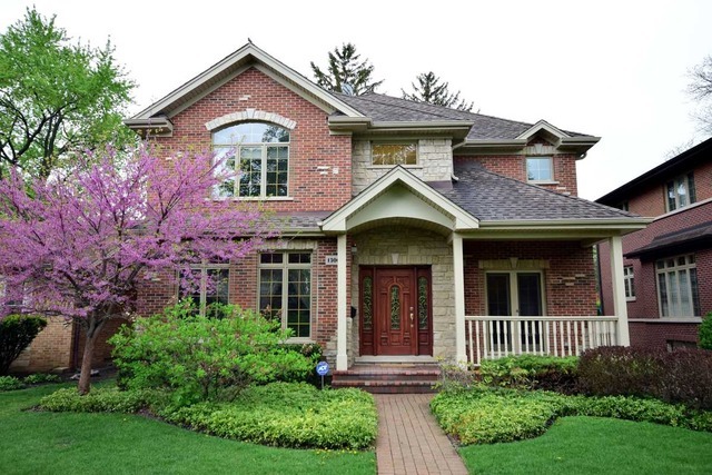 Property Photo:  1300 South Fairview Avenue  IL 60068 