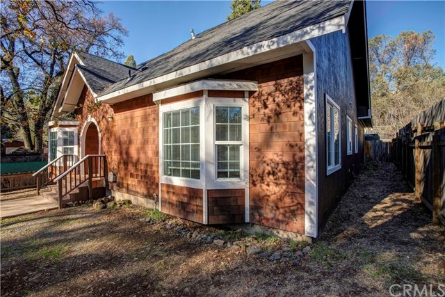 Property Photo:  14260 Woodland Drive  CA 95422 