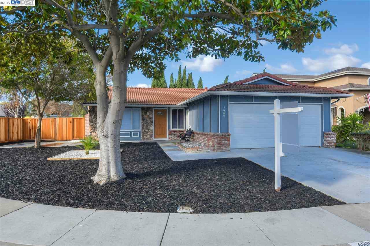 Property Photo:  4680 Queen Anne Ct  CA 94587 