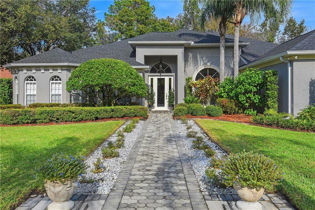 Property Photo:  520 W Palm Valley Drive  FL 32765 