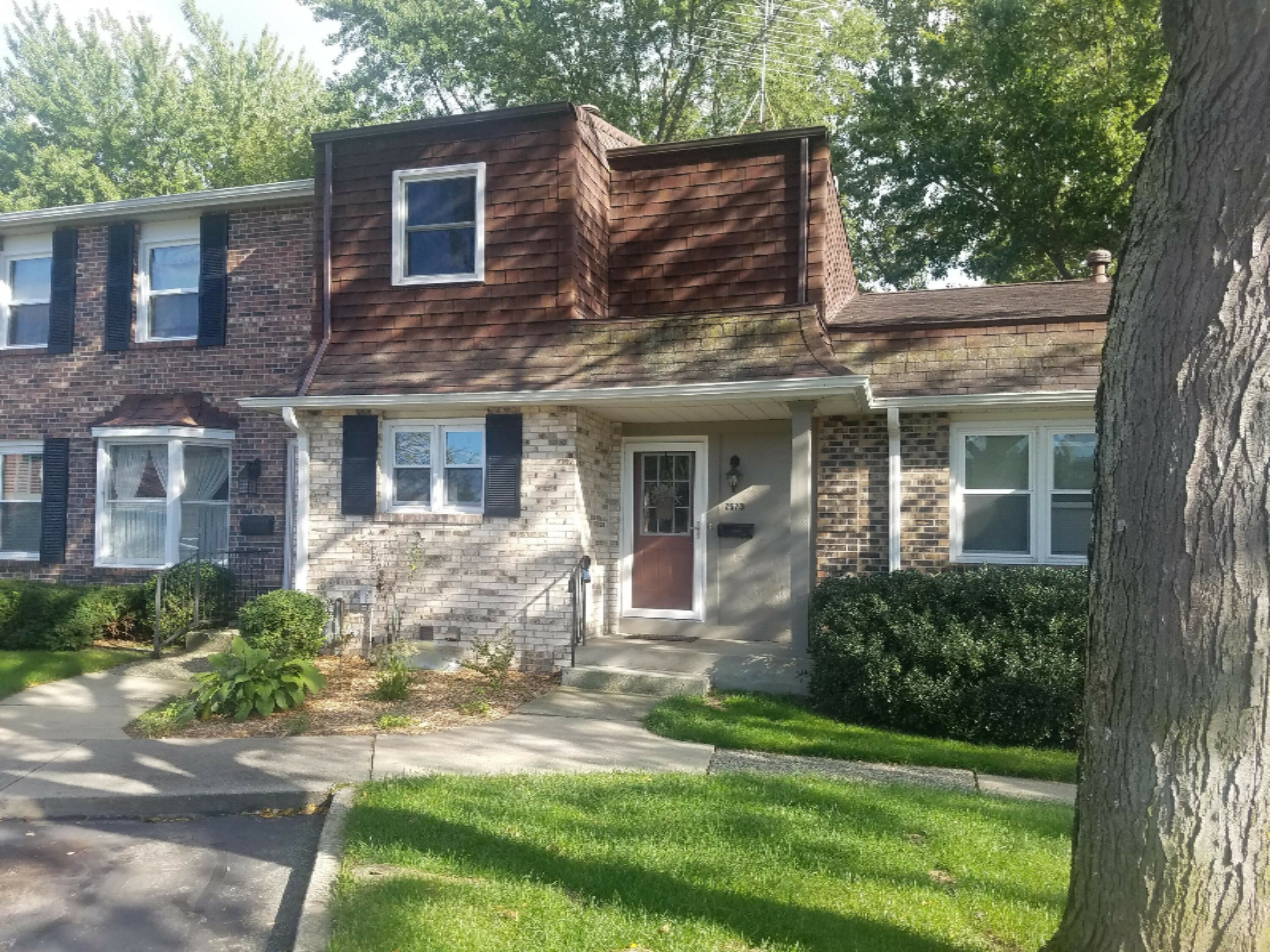 Property Photo:  2573 Bristol Terrace  MI 49085 