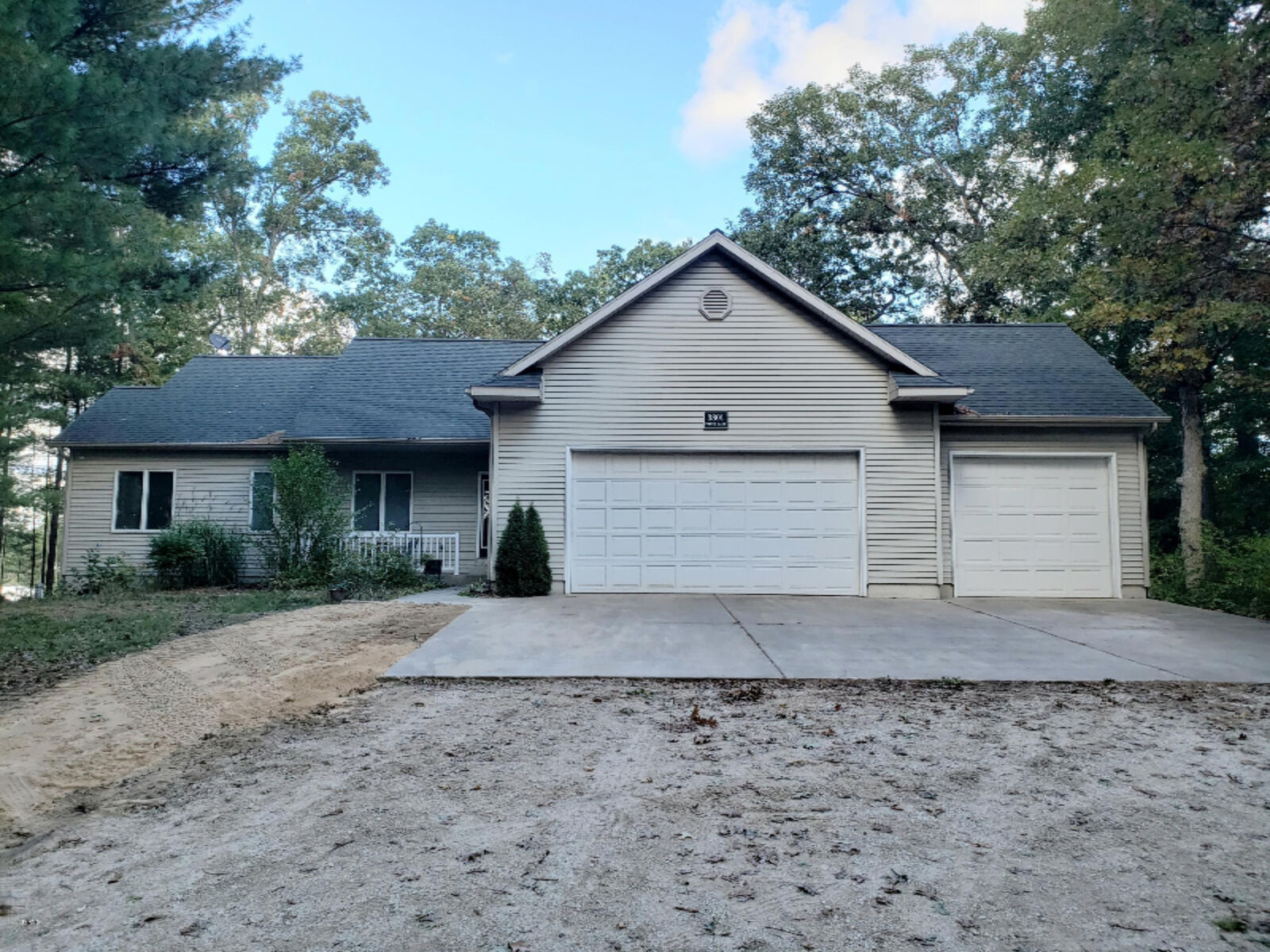 Property Photo: 3801 S Sweet Lake Drive MI 49457