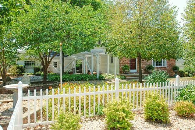 Property Photo:  5420 NW 66th Avenue  IA 50131 