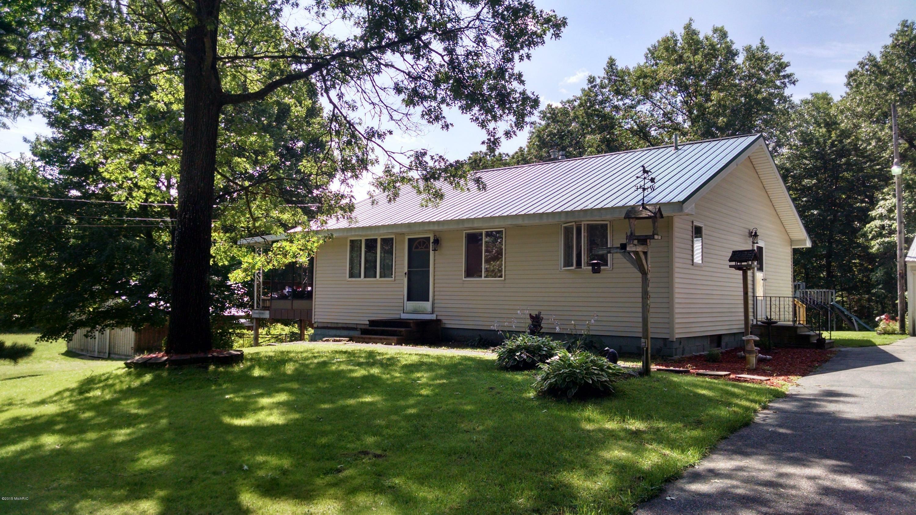 Property Photo:  5757 E Holton Whitehall Road  MI 49425 