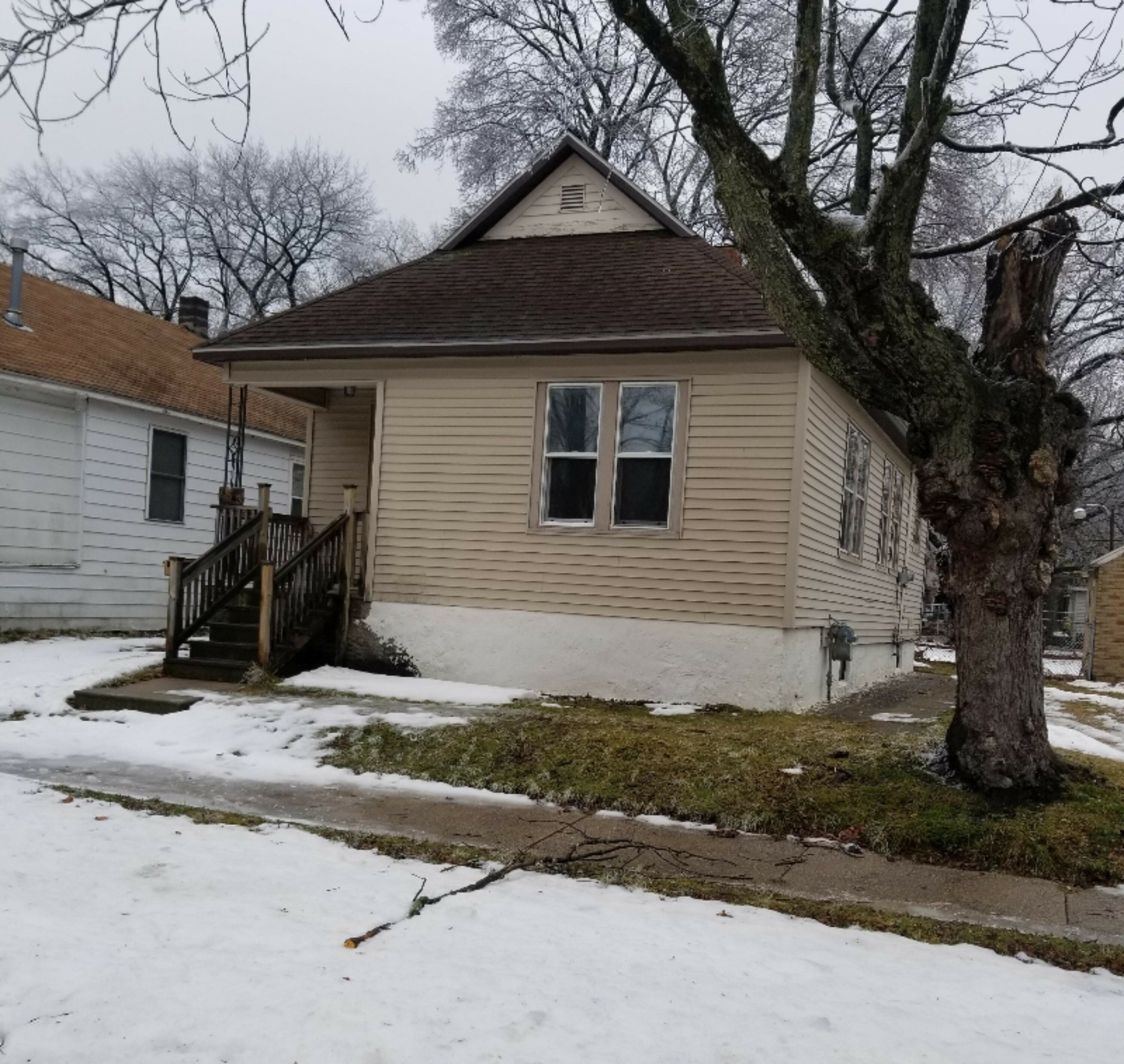 Property Photo:  753 McLaughlin Avenue  MI 49442 