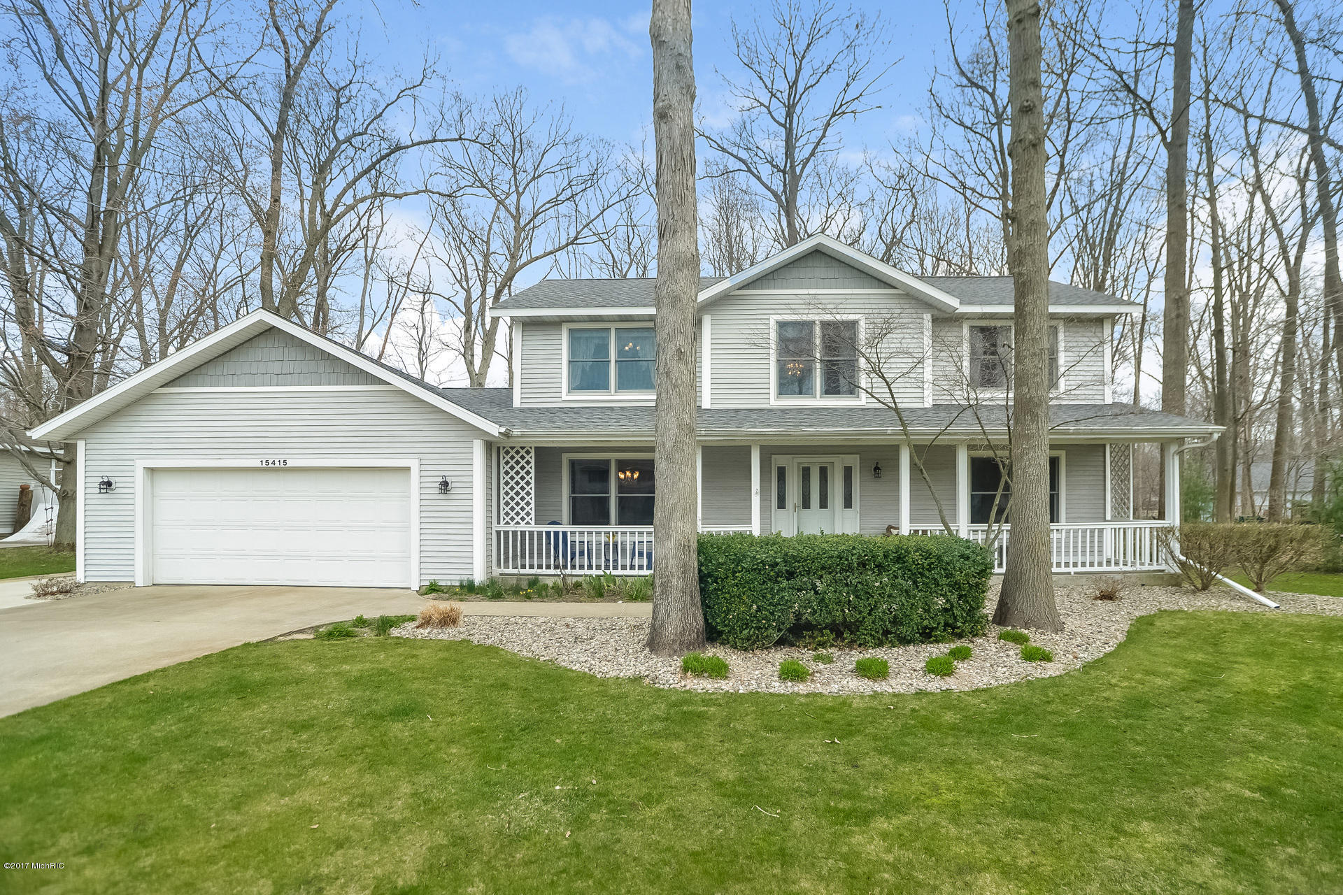 Property Photo: 15415 Royal Oak Drive MI 49417