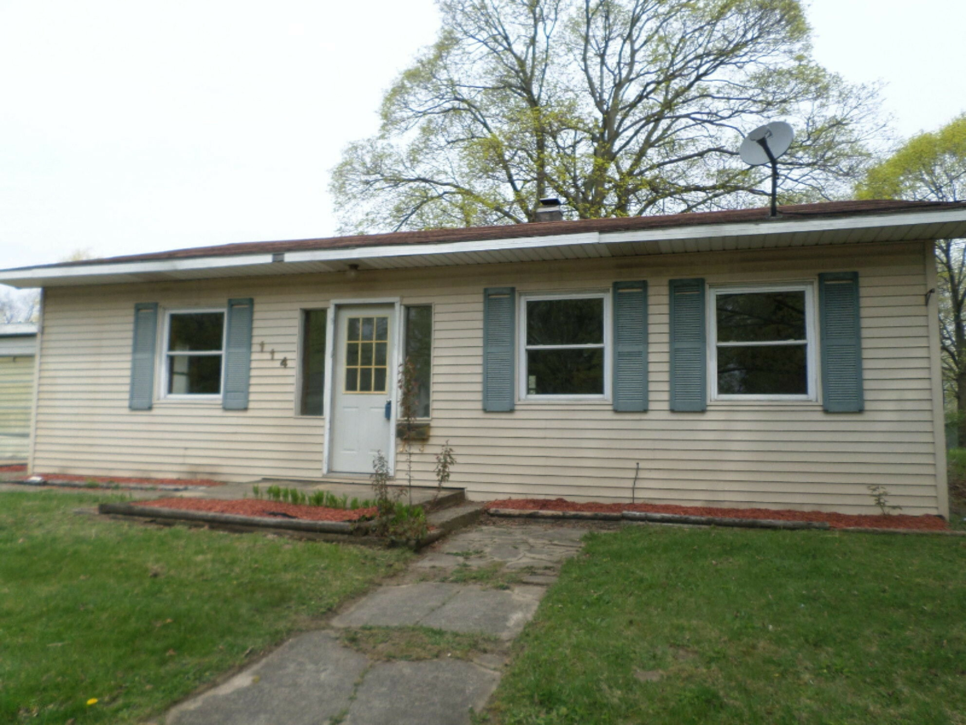 Property Photo:  114 W Fourth Street  MI 49107 