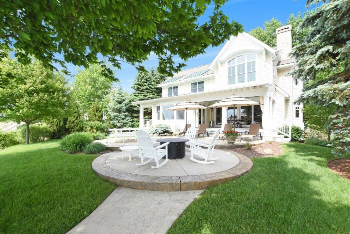 Property Photo:  48 Michigan Avenue  MI 49424 