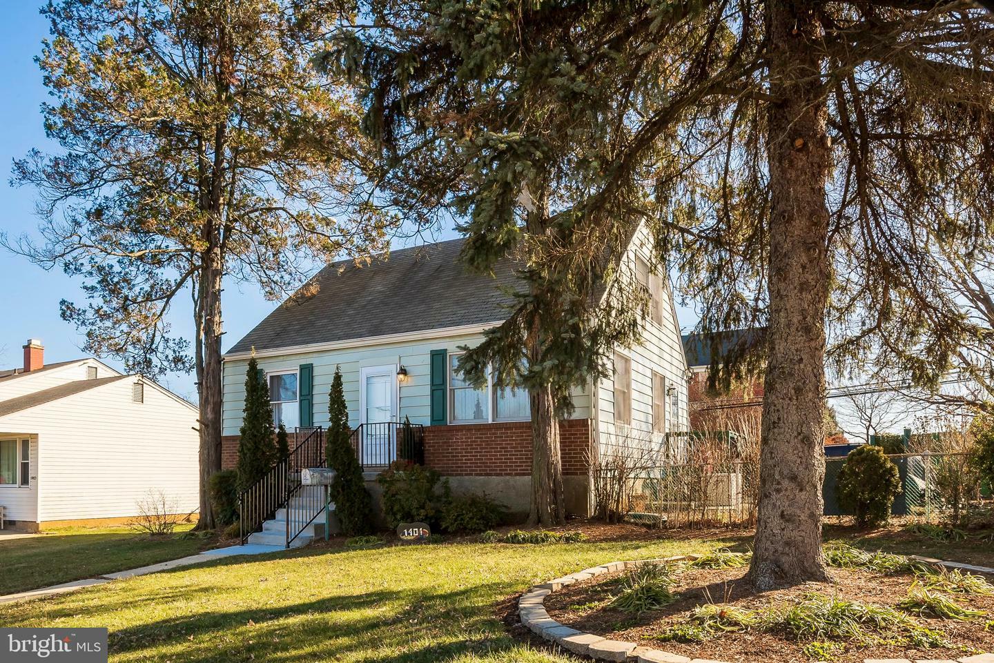 Property Photo: 1401 Ingleside Avenue MD 21207