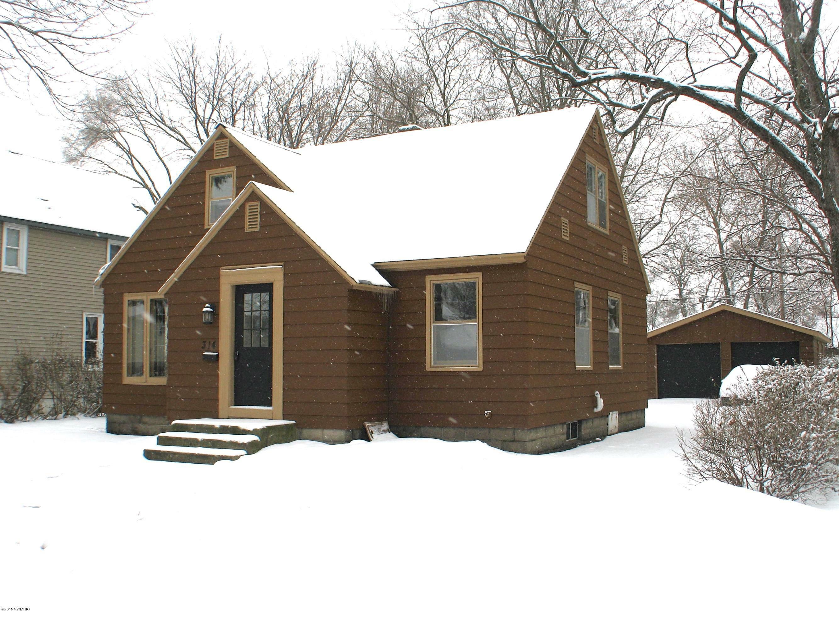 Property Photo: 314 W 14th Street MI 49423