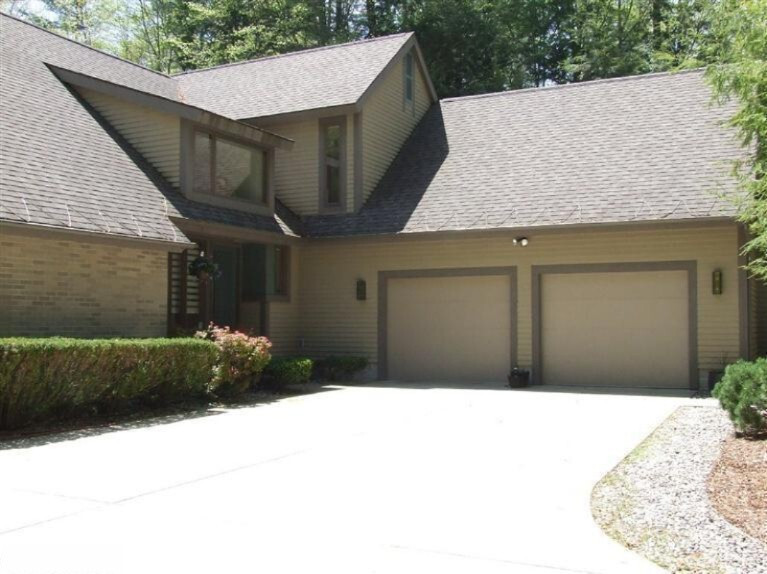Property Photo: 18942 N Fruitport Road MI 49456