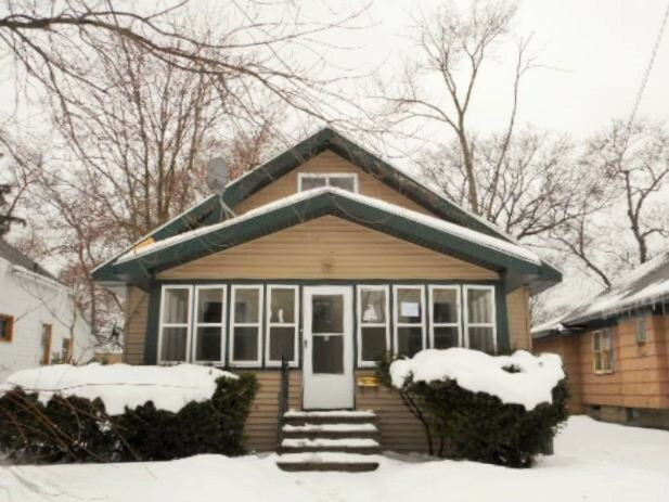 Property Photo:  1351 Chestnut Street  MI 49442 