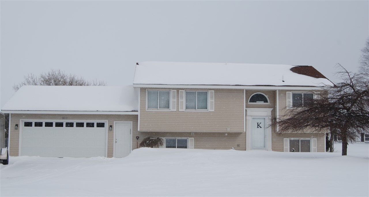 Property Photo: 1035 Blackbird Rd MI 49770