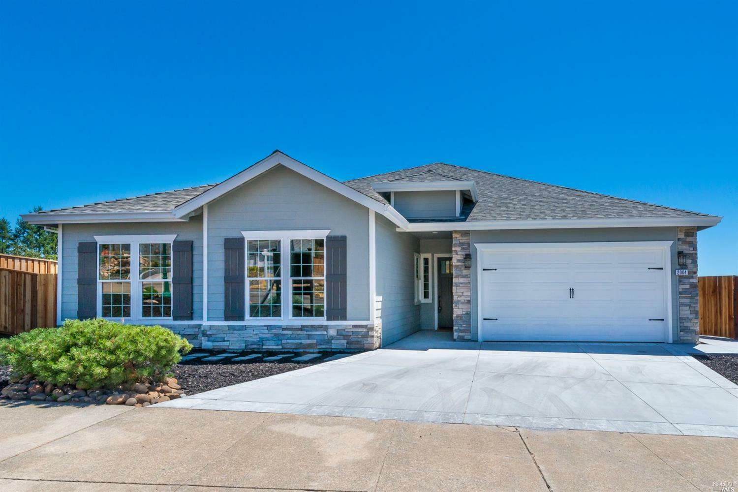 Property Photo: 2004 Bracken Court CA 95403