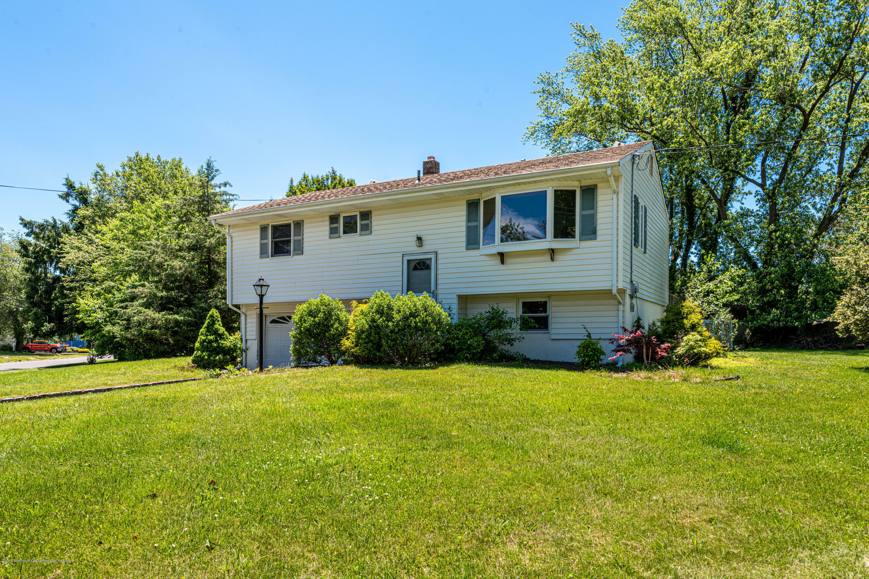 Property Photo:  142 Darien Road  NJ 07731 