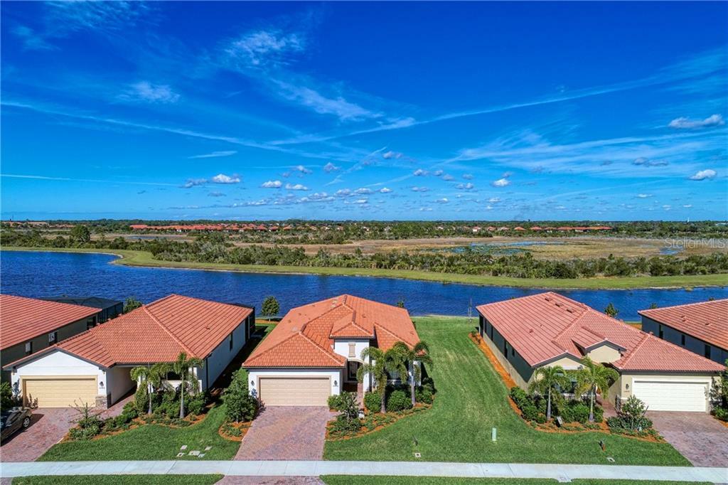 Property Photo: 10490 Medjool Drive FL 34293