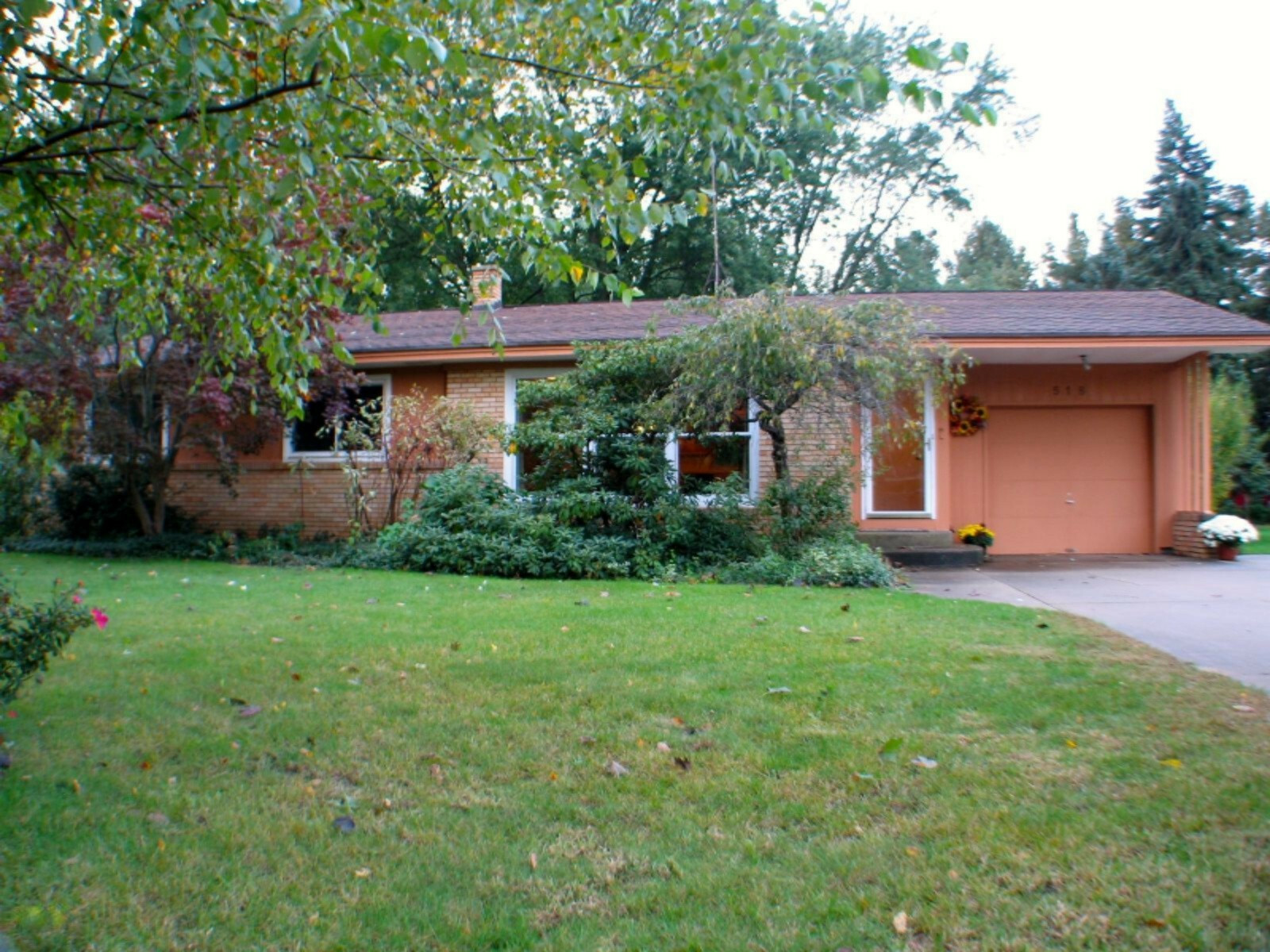 Property Photo: 518 Essenburg Drive MI 49424