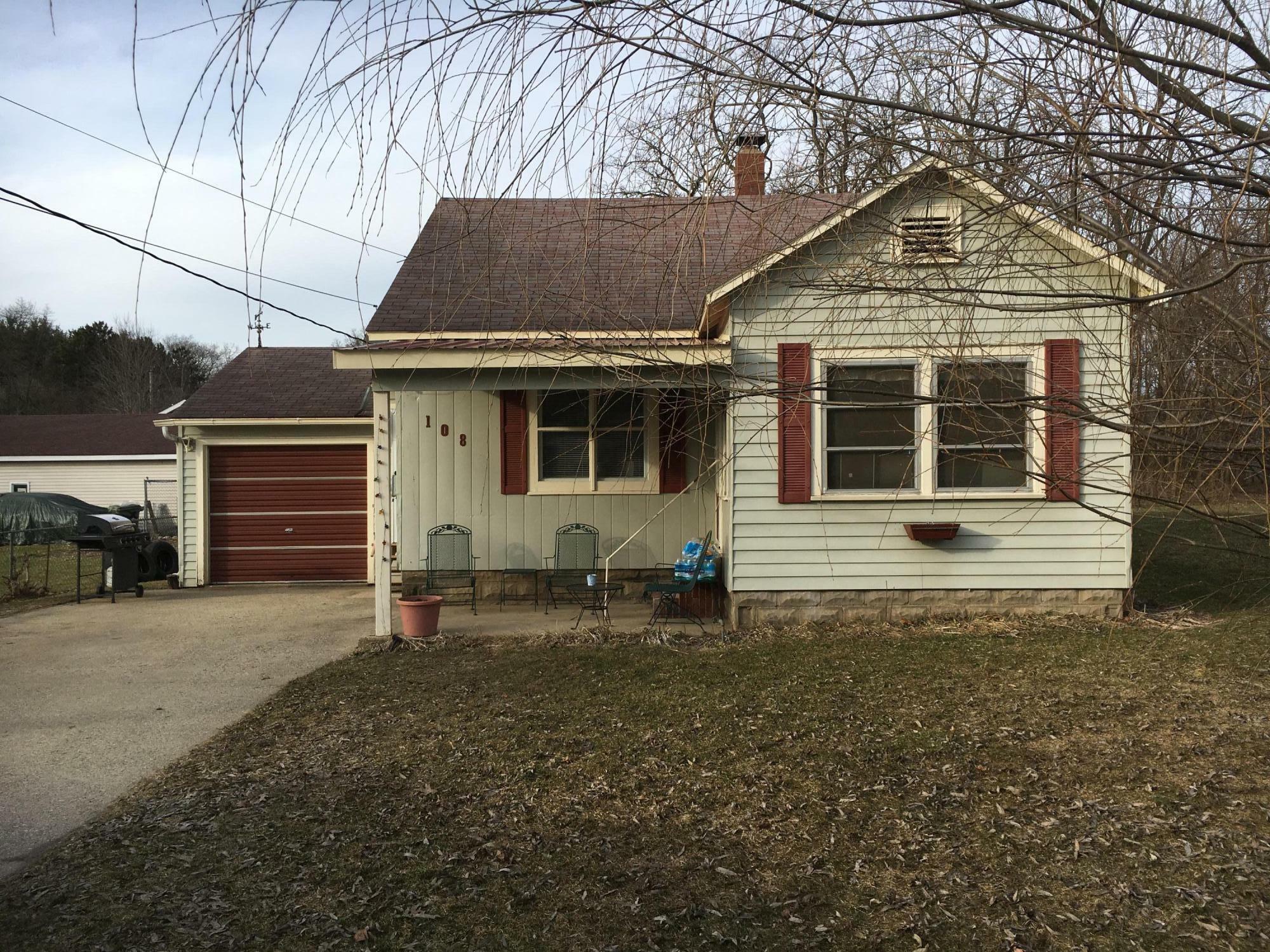 Property Photo:  108 Tamarack Street  MI 49010 