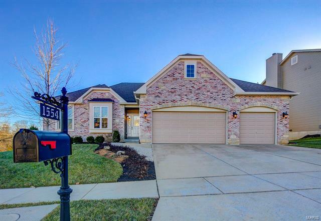 Property Photo: 1554 Heritage Valley Drive 63049