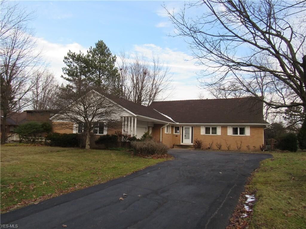 Property Photo:  2809 Sulgrave Road  OH 44122 