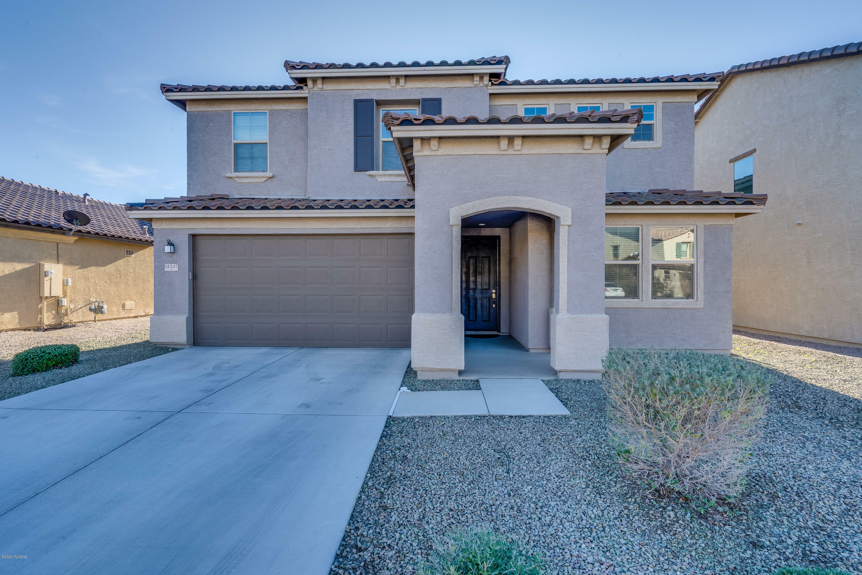 Property Photo:  12537 N School Day Drive  AZ 85653 