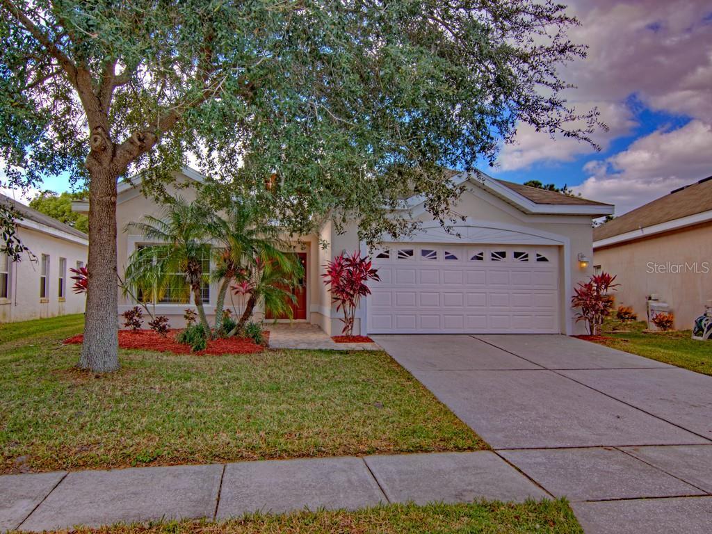 Property Photo: 10214 Cypress Trail Drive 2B FL 32825