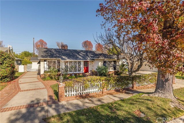 Property Photo: 13037 Hesby Street CA 91423