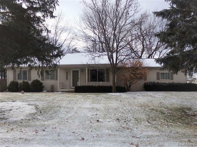 8061 Sandmar Lane  Springfield Twp MI 48350 photo