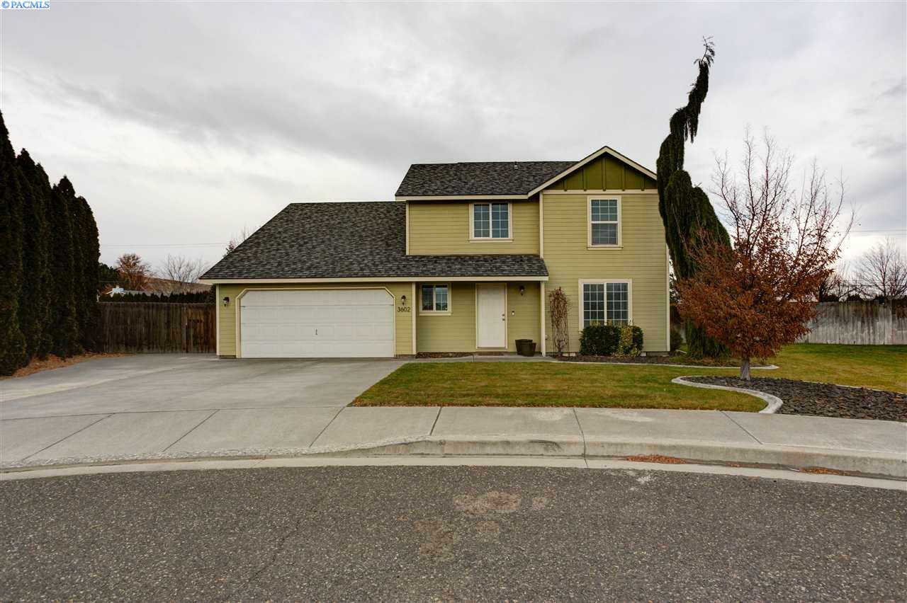 Property Photo:  3602 S Newport Pl.  WA 99337 