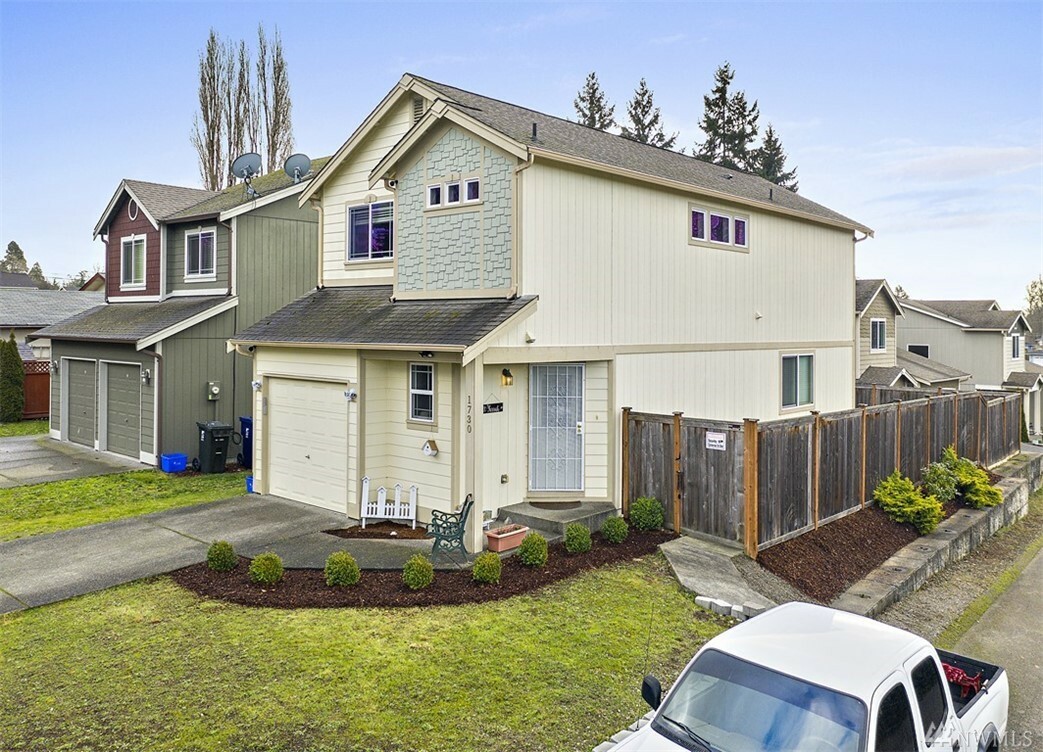Property Photo: 1730 S 58th WA 98408
